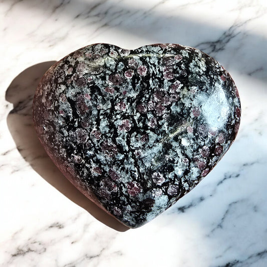 Eudialyte Pub Hearts - Medium 50-60mm