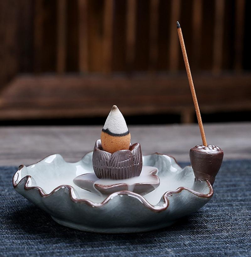Porcelain - Backflow Incense Burner - 10 x 10 x 4 cm - China - NEW1122