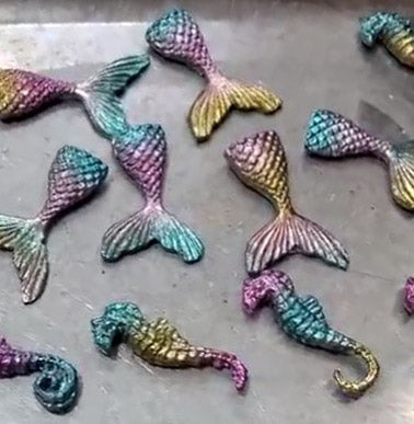 Medium Mermaid Fish Tail - BISMUTH - China - NEW922