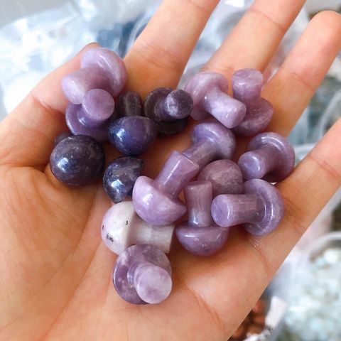 Mushrooms Mini - LEPIDOLITE - 19-20mm - Price Each - China - NEW922